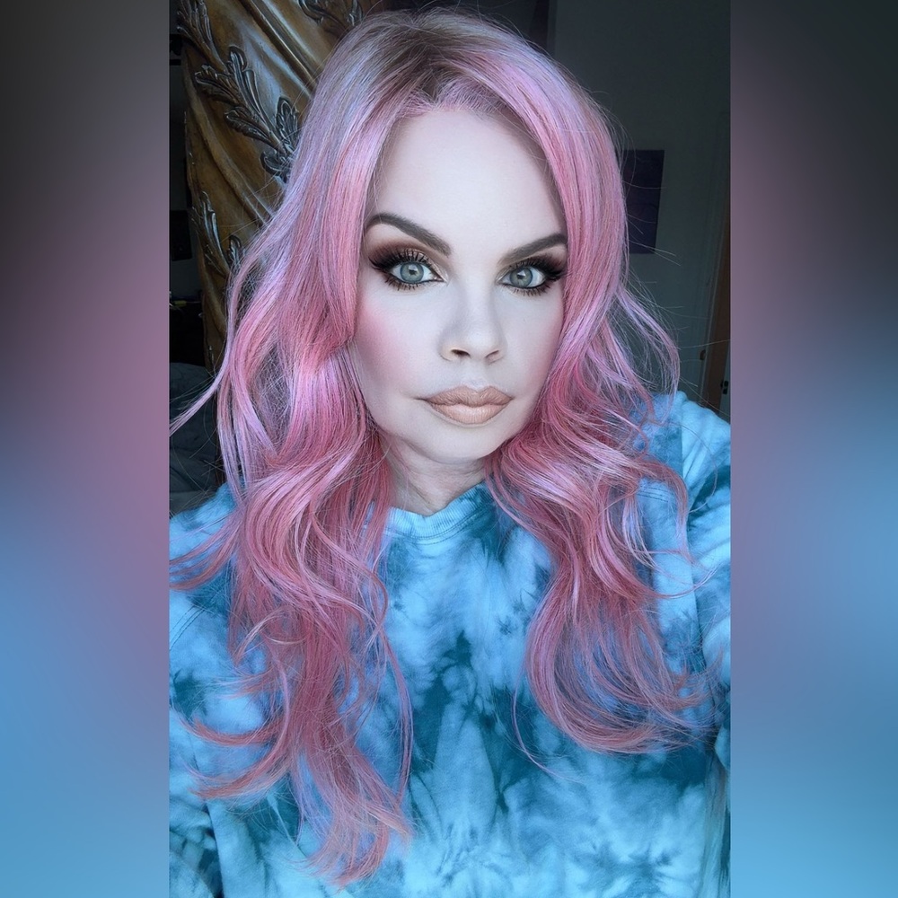 Wigs for every woman Lisa wig aka Belle Tress Shakareto